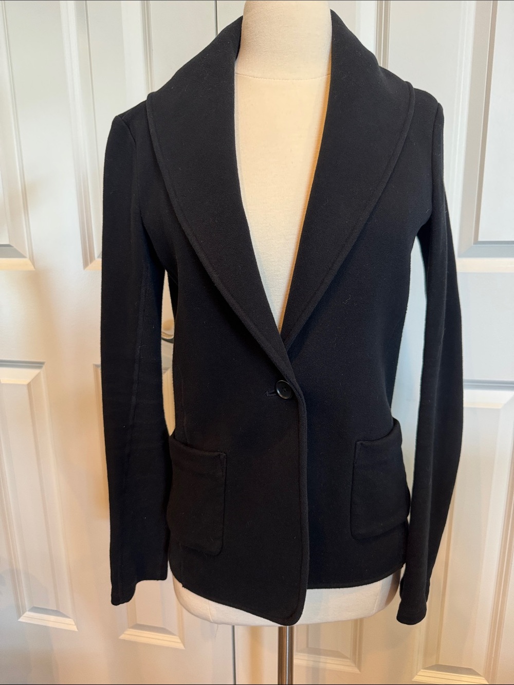 James Perse Black Single-Button Shawl Collar Blazer